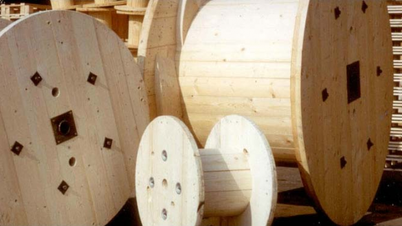 Посмотреть Габариты и массу деревянных барабанов 